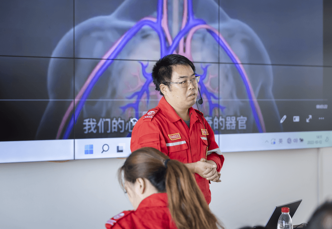 坤维科技开展应急救护培训